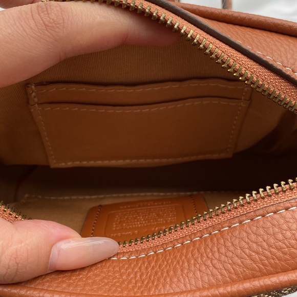 Coach X Disney Mini Jamie Camerabag - Picture 5 of 8